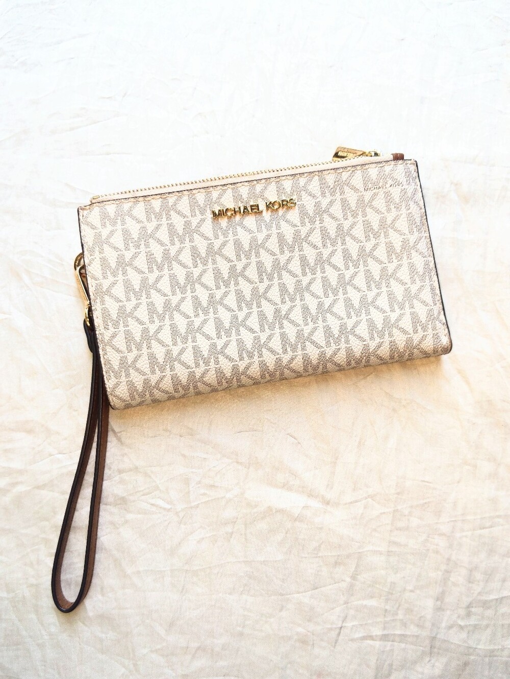 Michael Kors Double Zip Wallet
